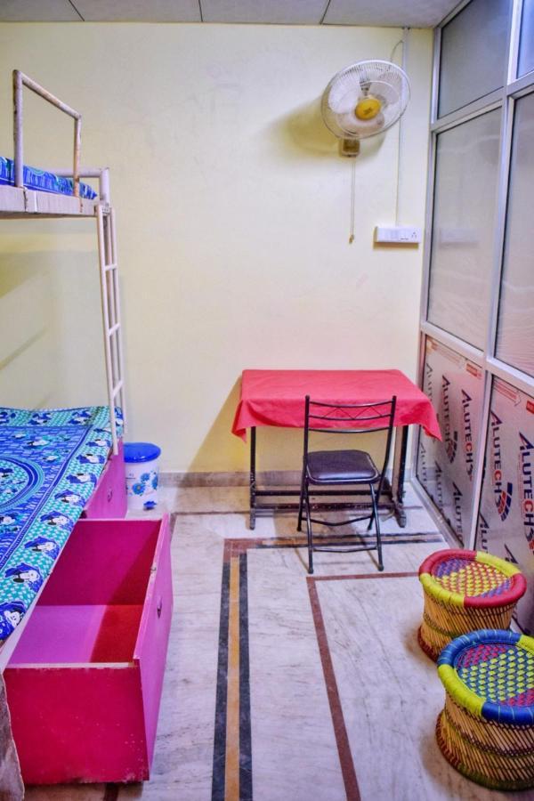 Pink City Hostel Dźajpur Zewnętrze zdjęcie