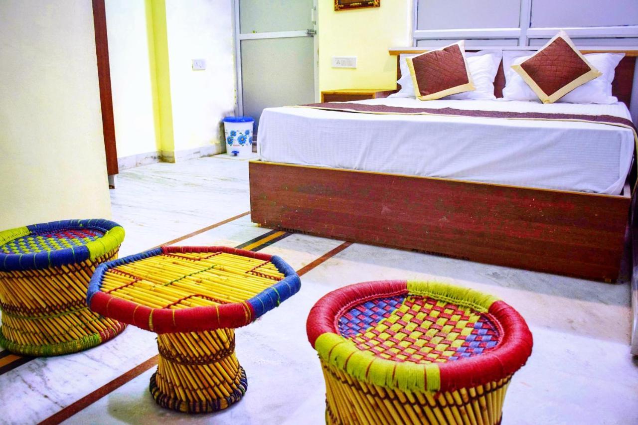 Pink City Hostel Dźajpur Zewnętrze zdjęcie